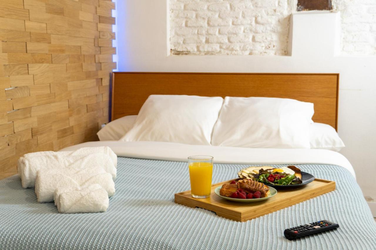 Cozy Apartment Puerta Del Sol & Private Patio Мадрид Екстер'єр фото