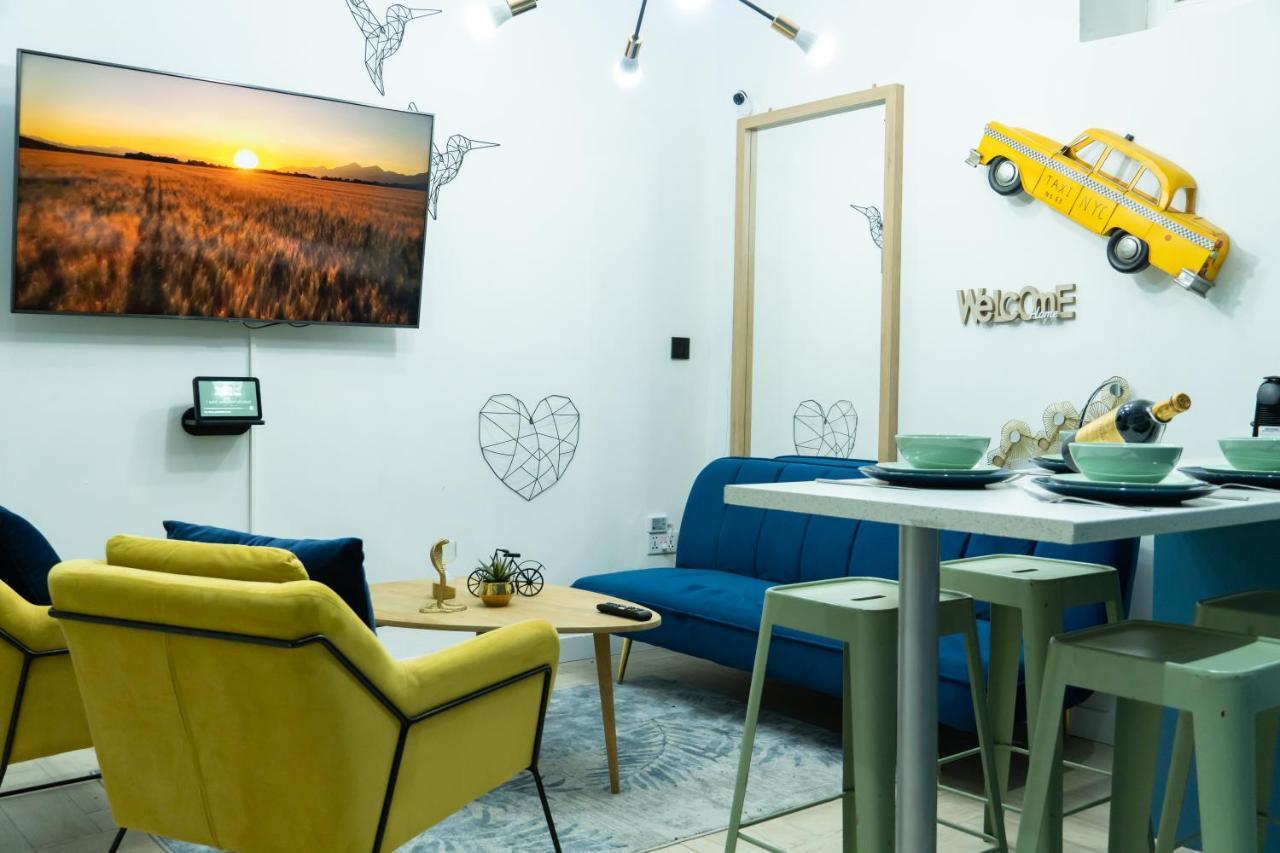 Cozy Apartment Puerta Del Sol & Private Patio Мадрид Екстер'єр фото