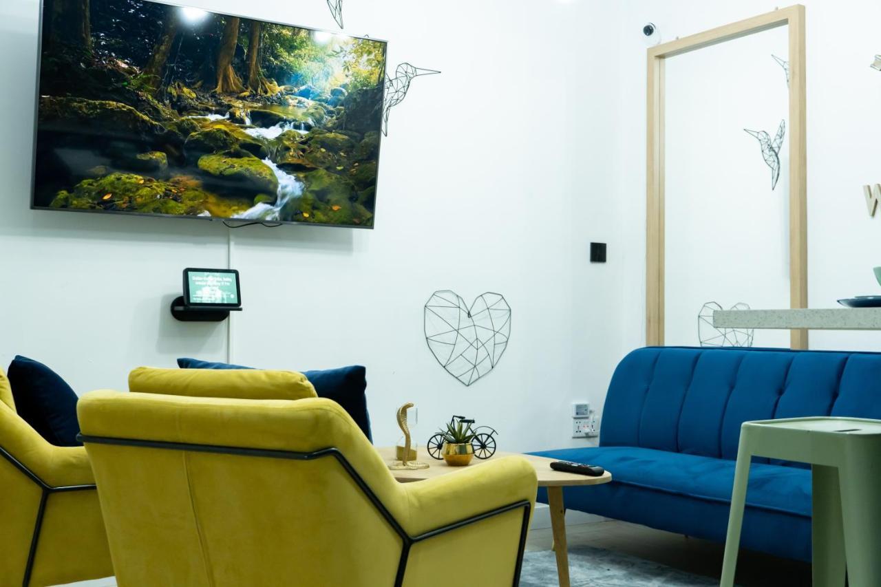 Cozy Apartment Puerta Del Sol & Private Patio Мадрид Екстер'єр фото